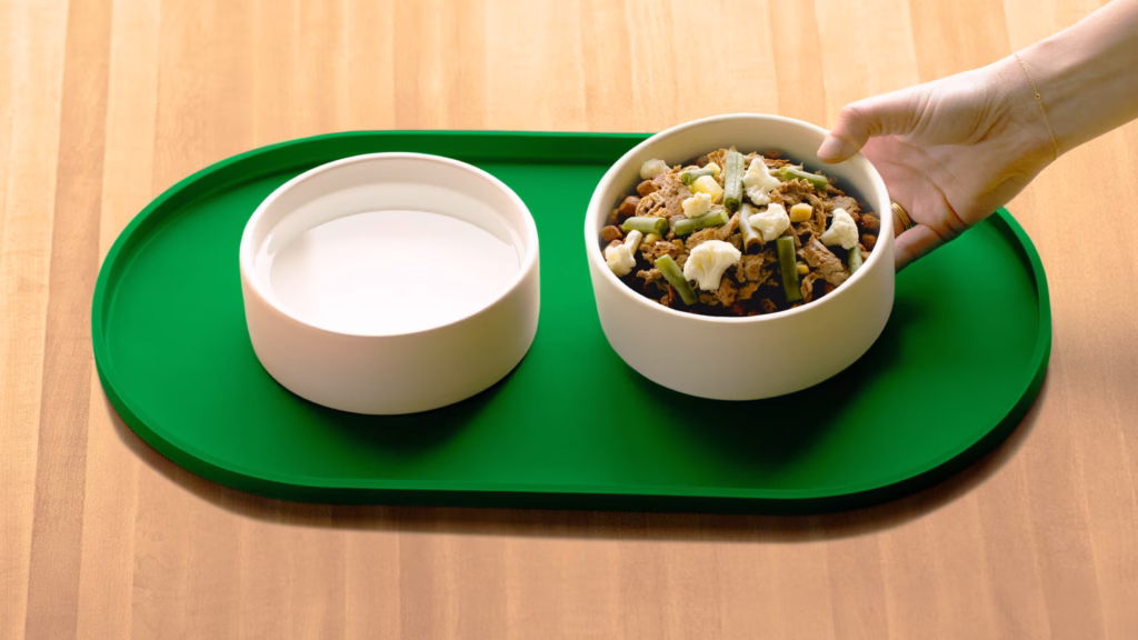 Chicken Paw Pie Bowl